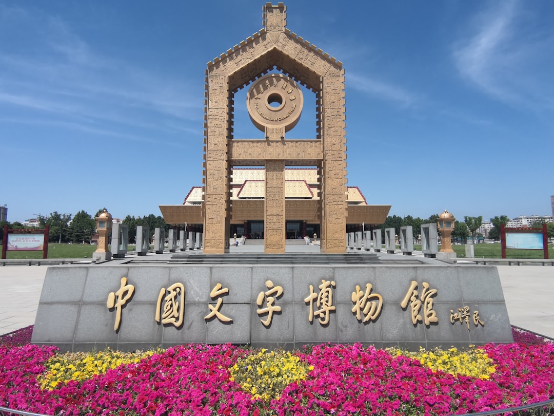 桂林网站建设和南宁公司网站建设的区别与选择指南